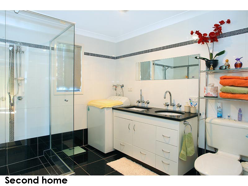 7 Peony Way, Gaven QLD 4211