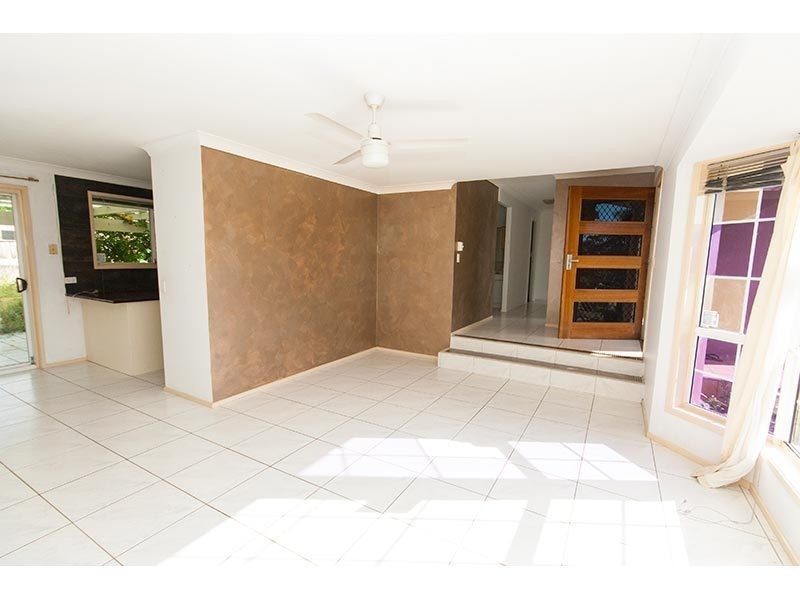 7 Spumante Court, Highland Park QLD 4211