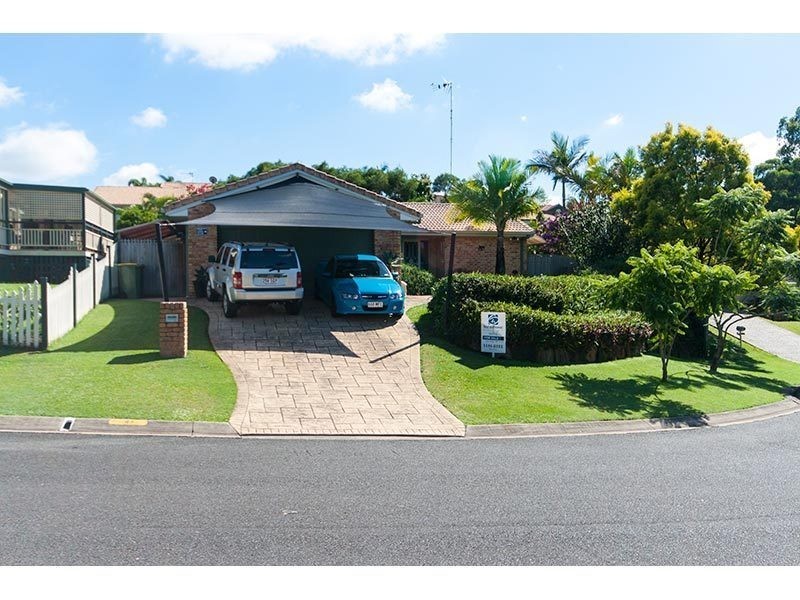 4 Gloucester Court, Highland Park QLD 4211