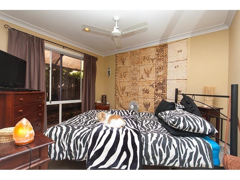 4 Gloucester Court, Highland Park QLD 4211