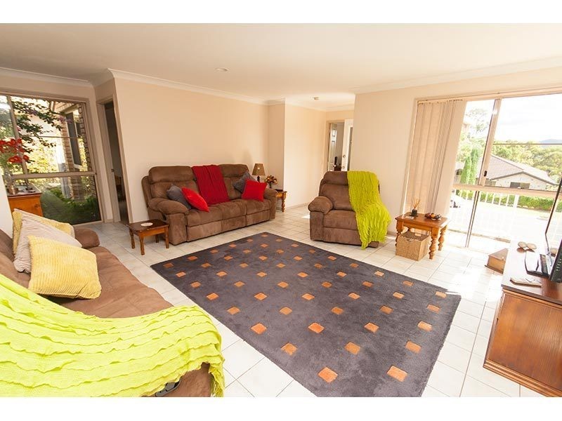 24 Armstrong Way, Highland Park QLD 4211