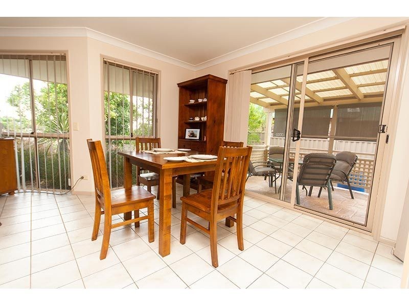 24 Armstrong Way, Highland Park QLD 4211