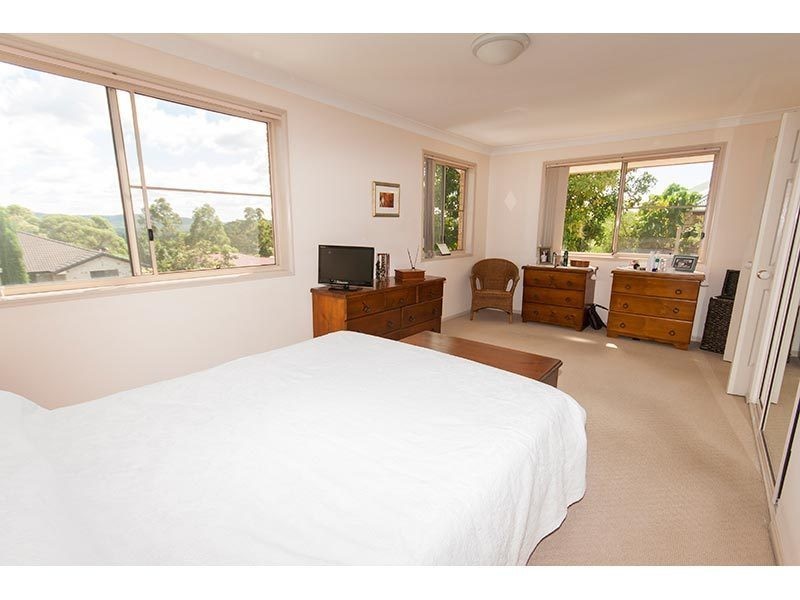 24 Armstrong Way, Highland Park QLD 4211