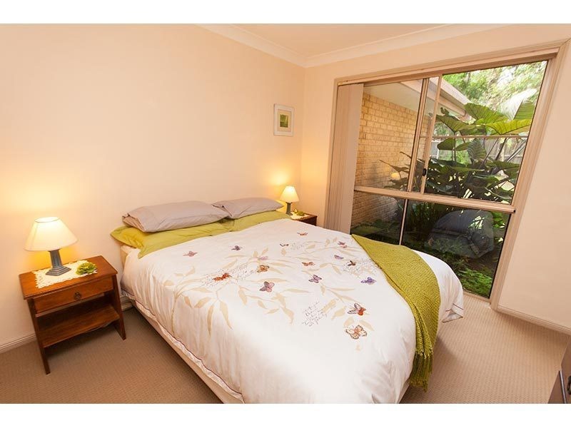 24 Armstrong Way, Highland Park QLD 4211