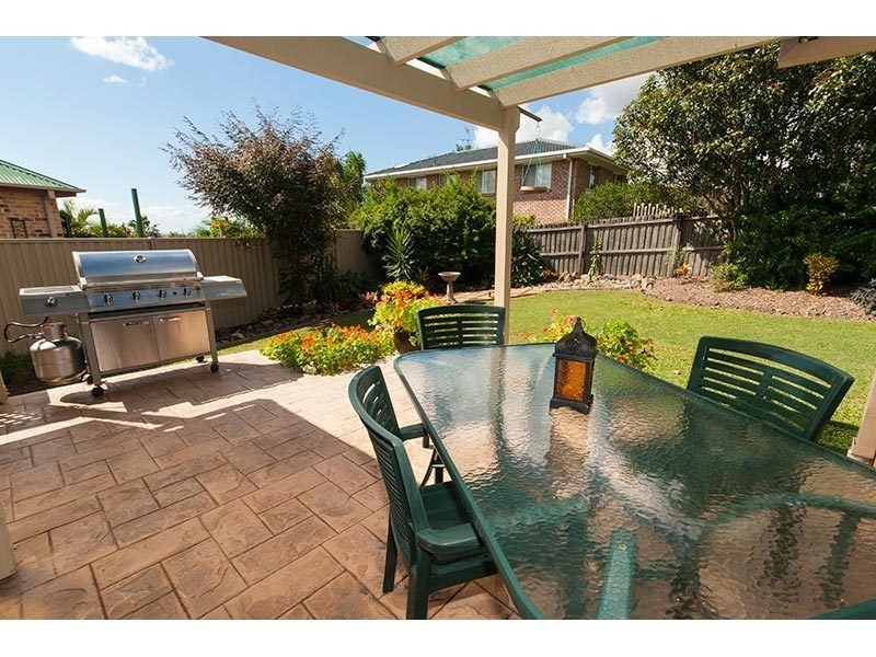 24 Armstrong Way, Highland Park QLD 4211