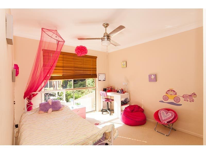 56 Tara Vista Boulevard, Highland Park QLD 4211