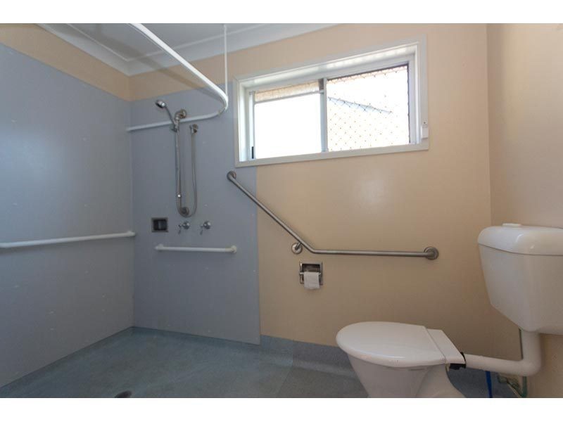 55 Surf Street, Mermaid Waters QLD 4218