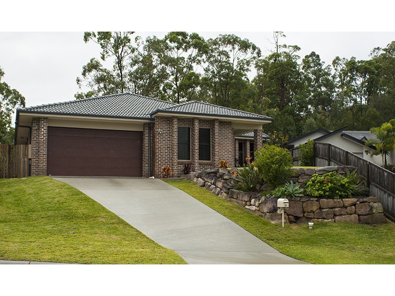 11 Honey Eater Court, Gilston QLD 4211