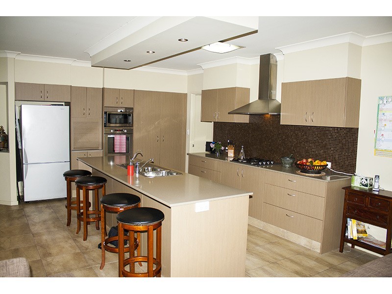 11 Honey Eater Court, Gilston QLD 4211