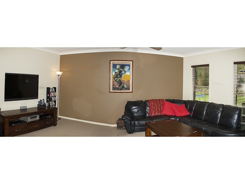 11 Honey Eater Court, Gilston QLD 4211