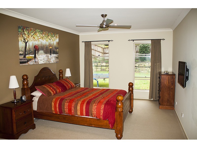 11 Honey Eater Court, Gilston QLD 4211