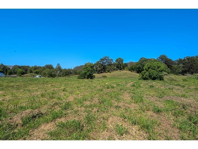 24 Mottee Court, Advancetown QLD 4211