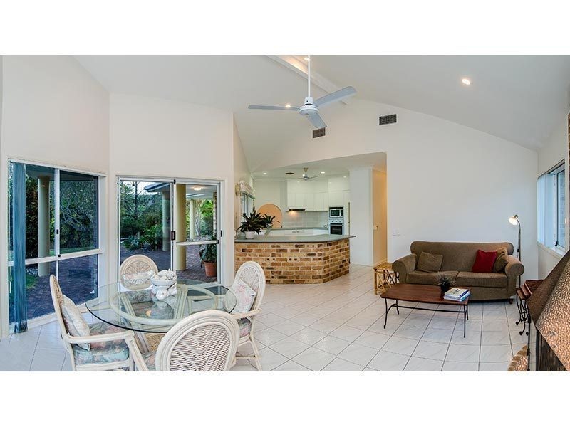 24 Mottee Court, Advancetown QLD 4211