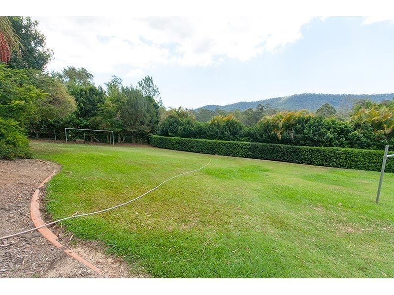 66 The Oval Drive, Mount Nathan QLD 4211