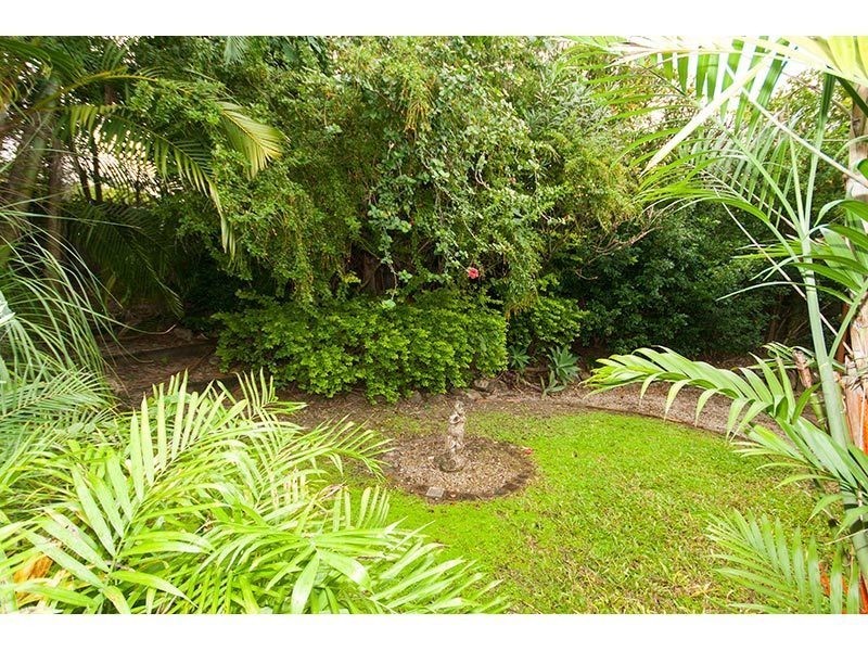 7 Angaston Avenue, Carrara QLD 4211