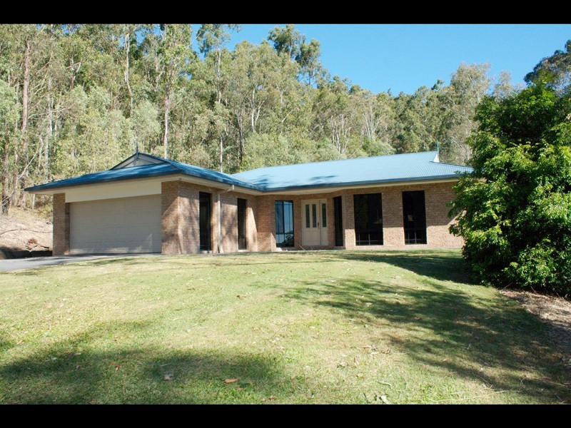 10  Nature Valley Court, Tallai QLD 4213
