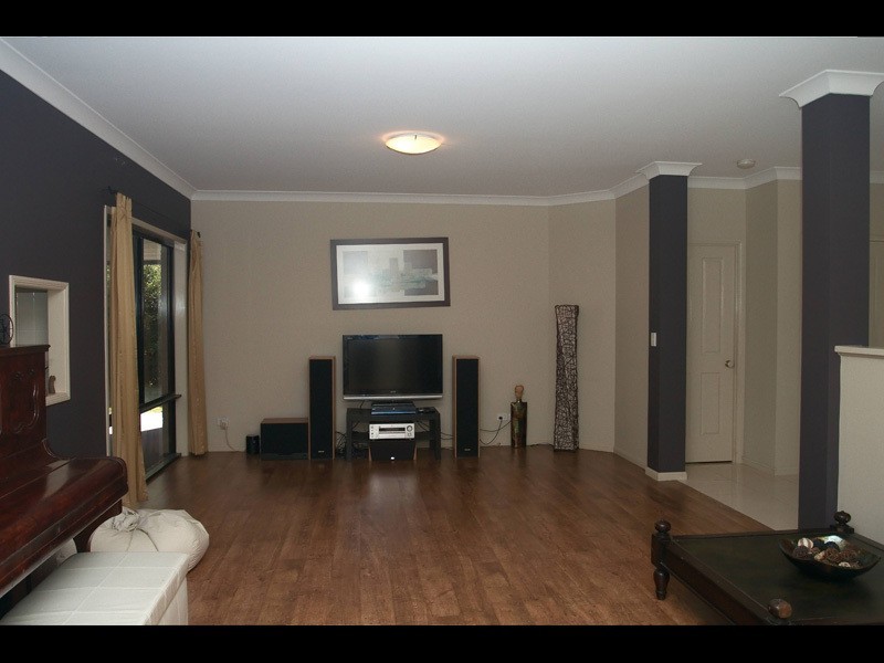 10  Nature Valley Court, Tallai QLD 4213