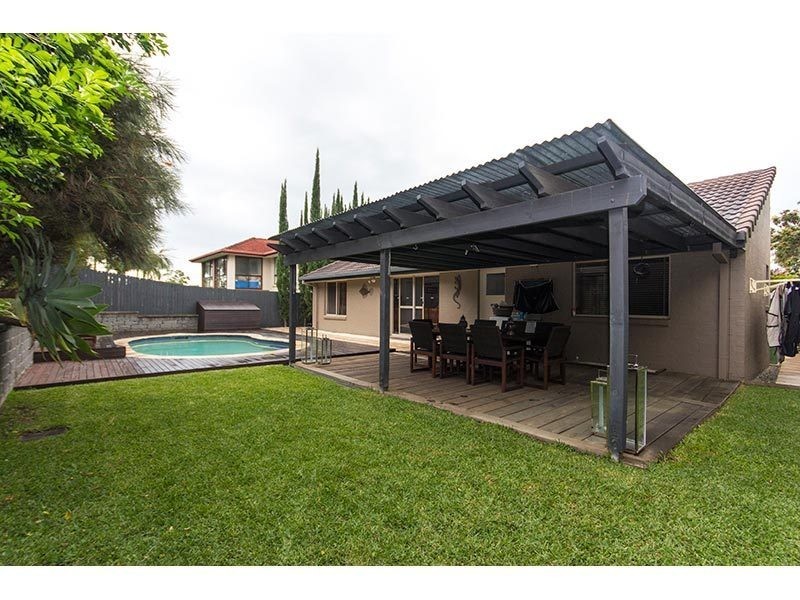 13 Bradstone Road, Carrara QLD 4211