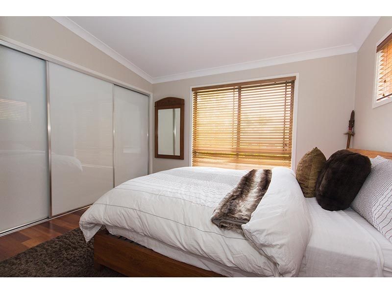 13 Bradstone Road, Carrara QLD 4211