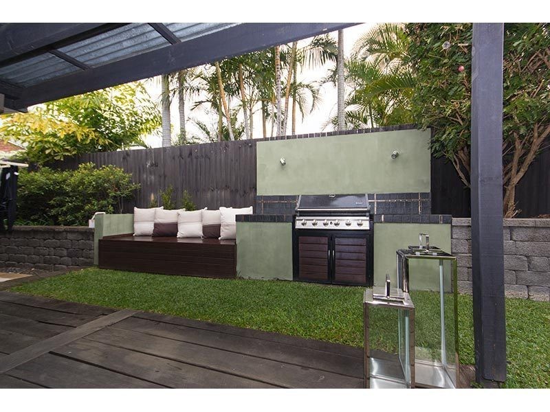 13 Bradstone Road, Carrara QLD 4211