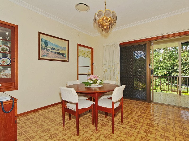 19 Bartlett Avenue, Nerang QLD 4211