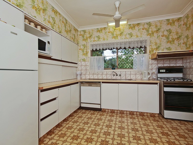 19 Bartlett Avenue, Nerang QLD 4211