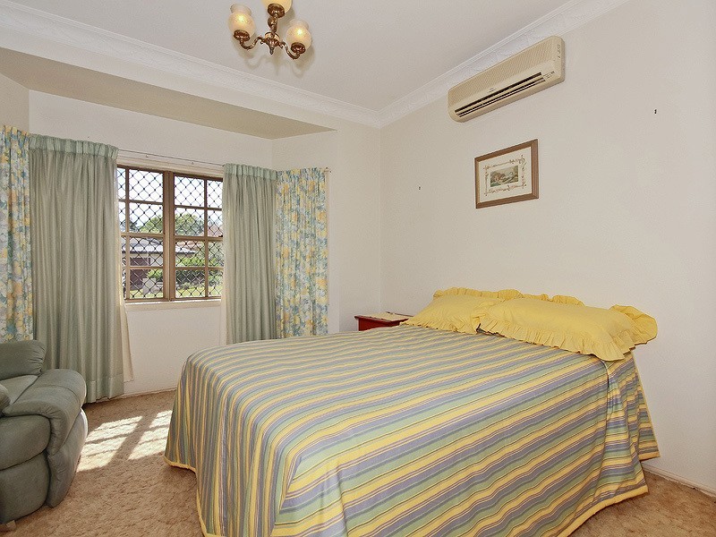 19 Bartlett Avenue, Nerang QLD 4211