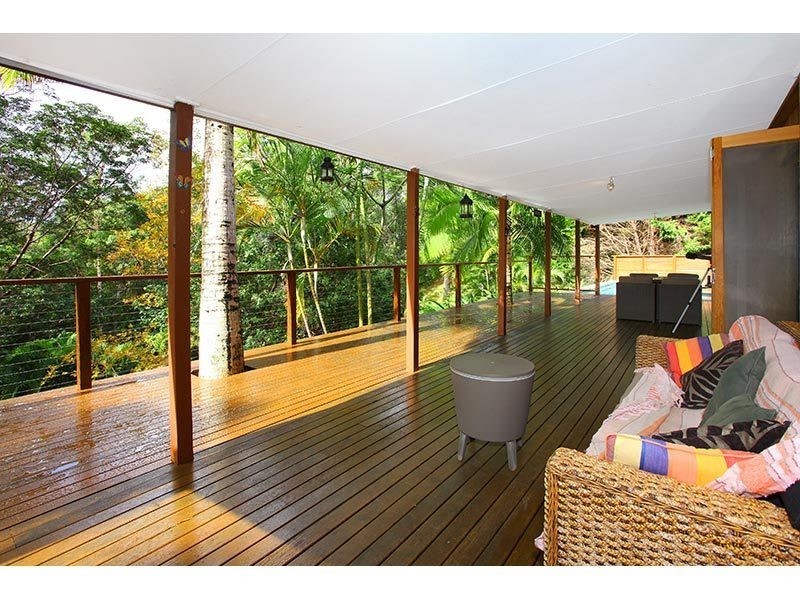 105 Henri Roberts Drive, Clagiraba QLD 4211