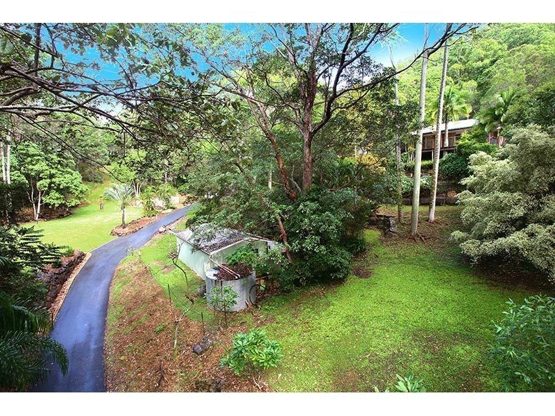 105 Henri Roberts Drive, Clagiraba QLD 4211