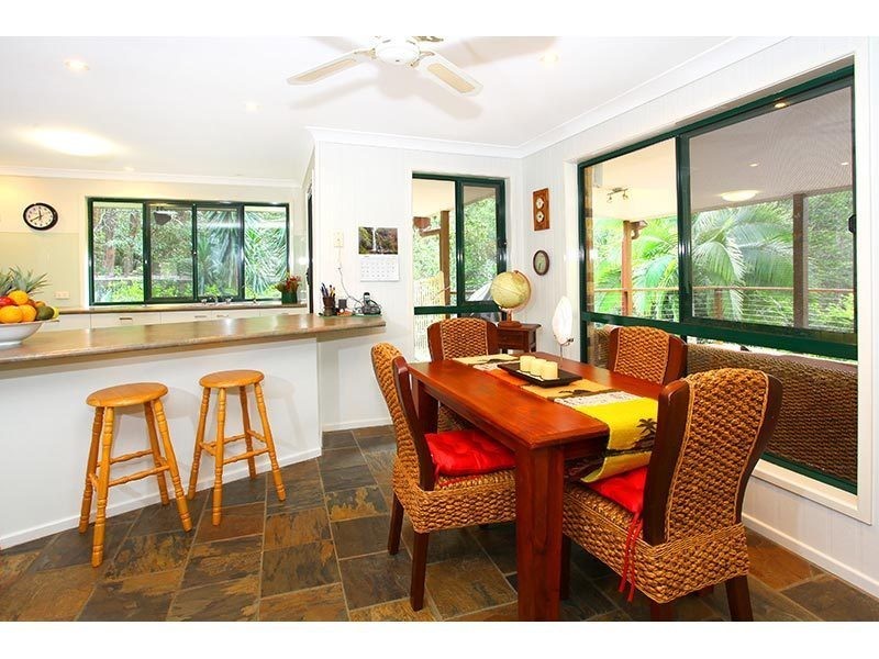 105 Henri Roberts Drive, Clagiraba QLD 4211