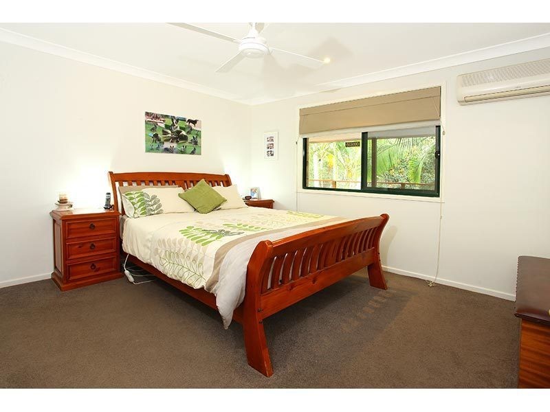 105 Henri Roberts Drive, Clagiraba QLD 4211