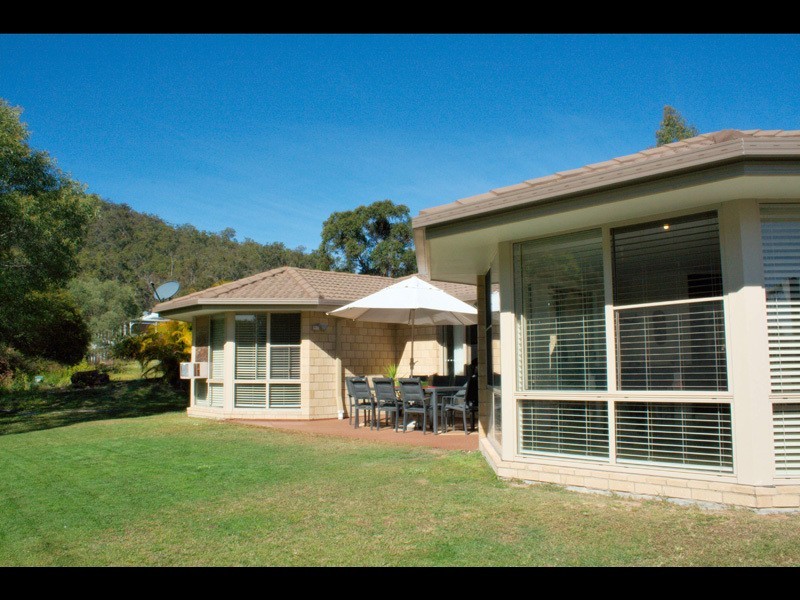 10 Mulwala Street, Maudsland QLD 4210