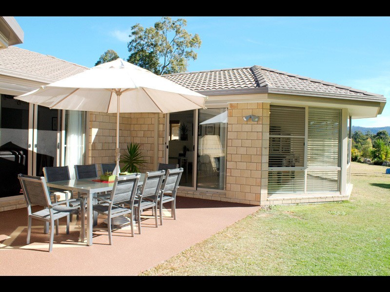 10 Mulwala Street, Maudsland QLD 4210