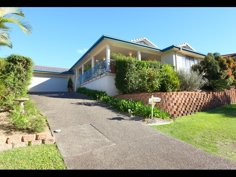 Highland Park QLD 4211