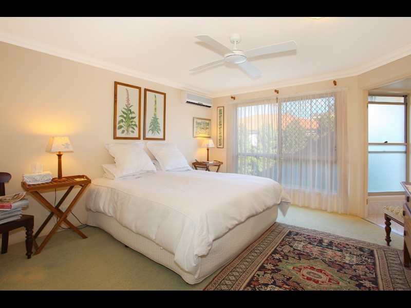 Highland Park QLD 4211