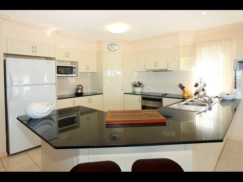 Highland Park QLD 4211