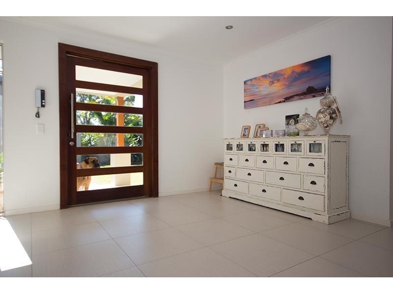 42 Slatyer Avenue, Bundall QLD 4217