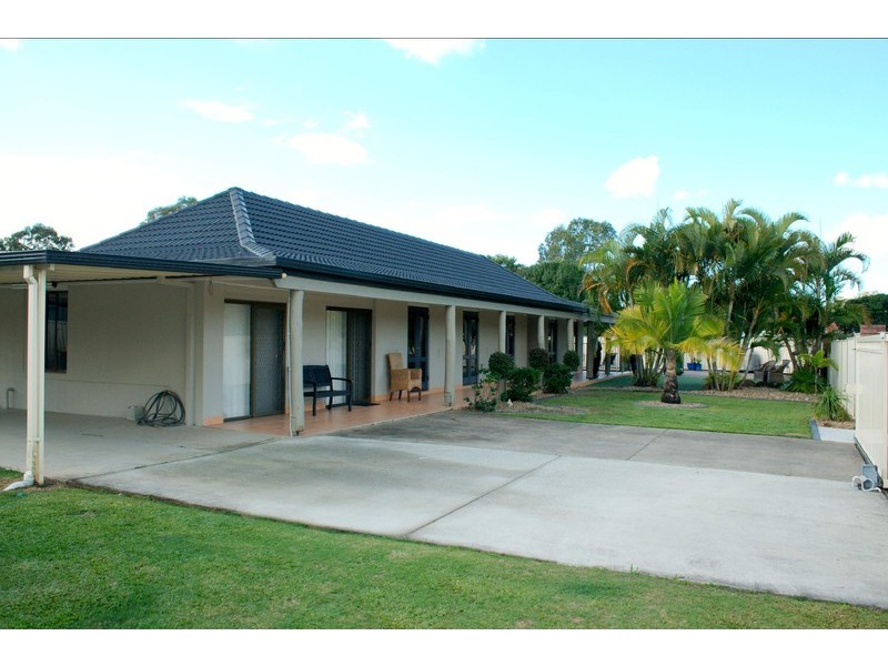 4 Nerang River Drive, Nerang QLD 4211