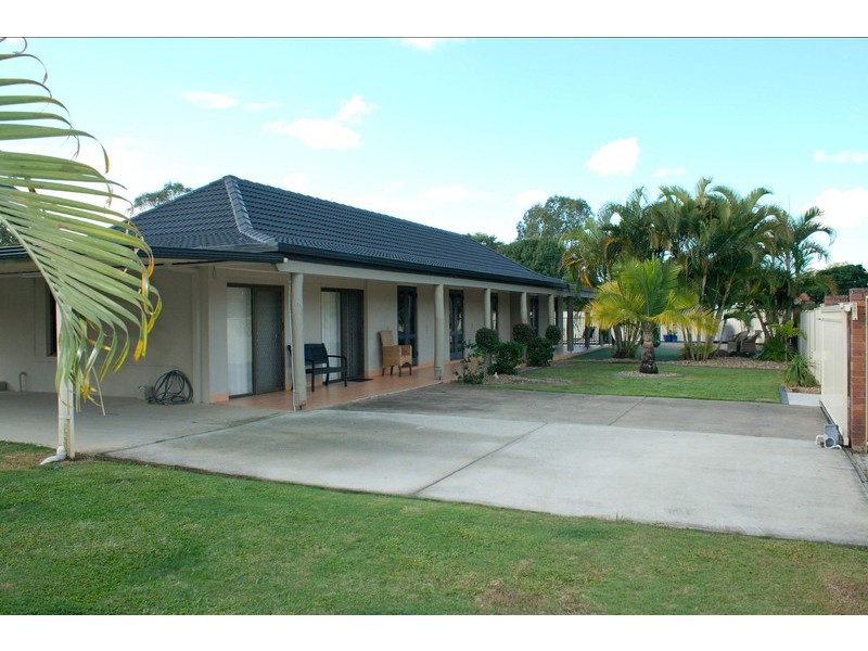 4 Nerang River Drive, Nerang QLD 4211