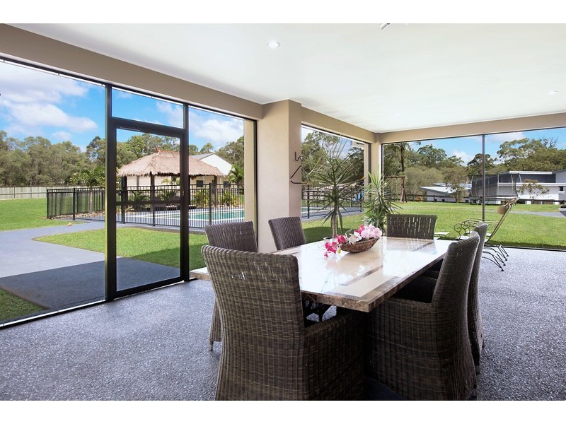 41 Lagoon Park Drive, Maudsland QLD 4210
