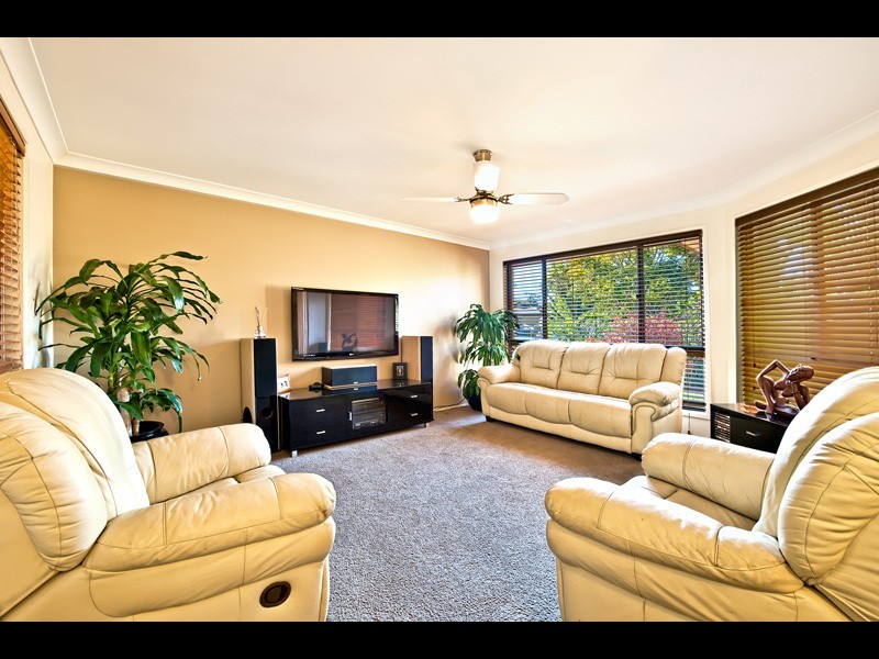 80 Riverlea Waters Drive, Nerang QLD 4211