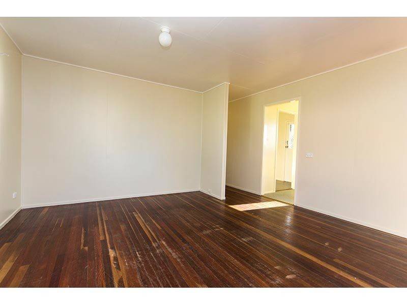 39 Brier Crecent, Varsity Lakes QLD 4227