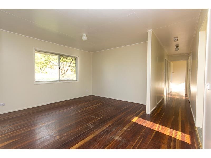 39 Brier Crecent, Varsity Lakes QLD 4227