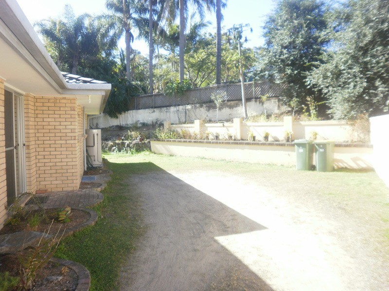 6 Sueden Court, Nerang QLD 4211