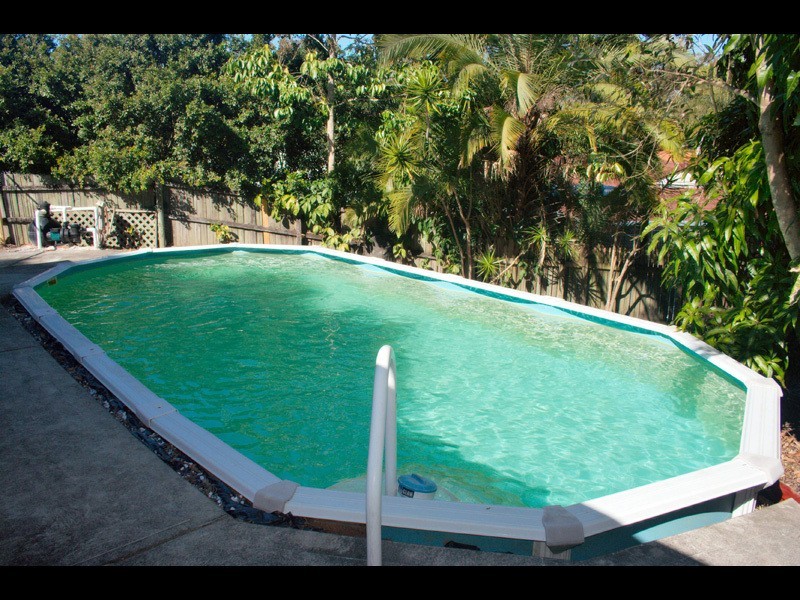 3 Rosella Court, Carrara QLD 4211