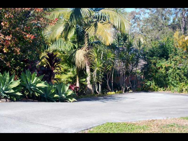 3 Rosella Court, Carrara QLD 4211