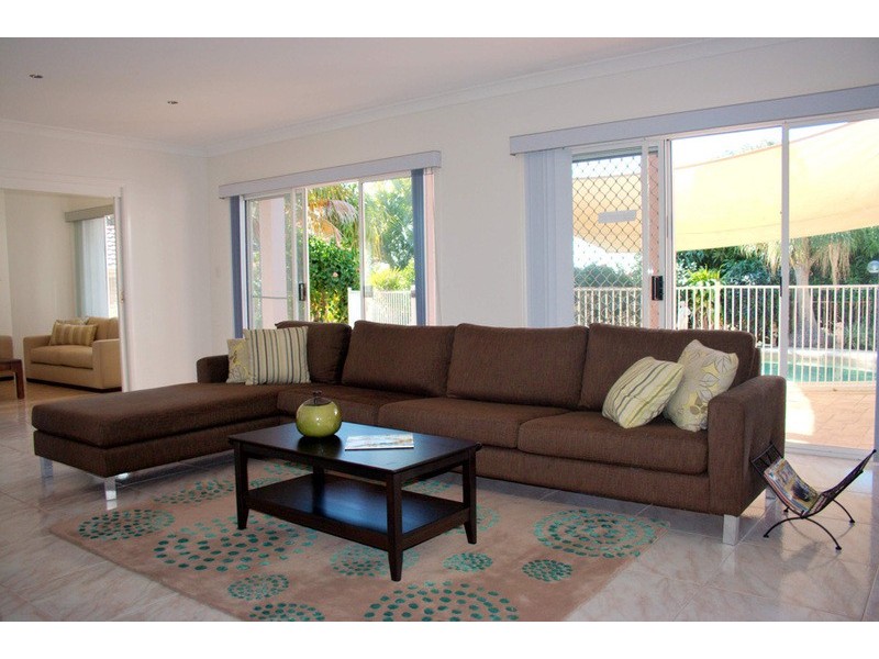 32 Woolmere Street, Carrara QLD 4211