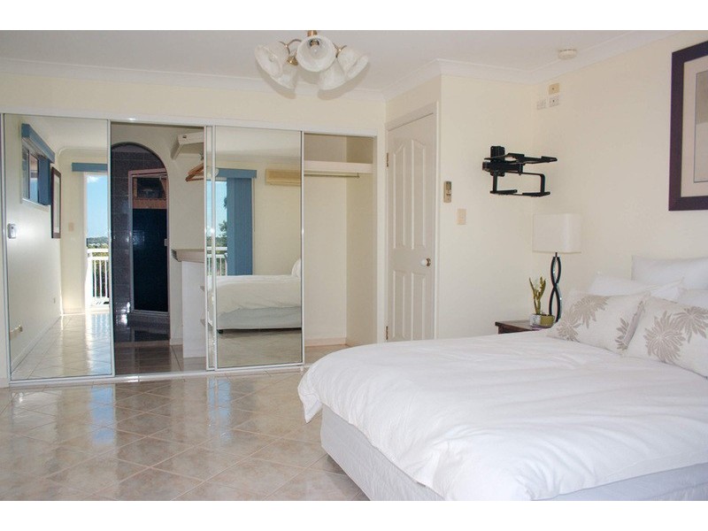 32 Woolmere Street, Carrara QLD 4211