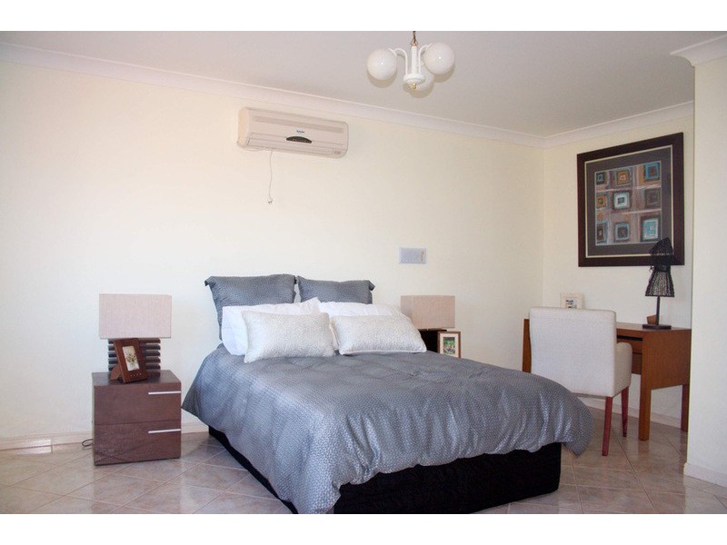 32 Woolmere Street, Carrara QLD 4211