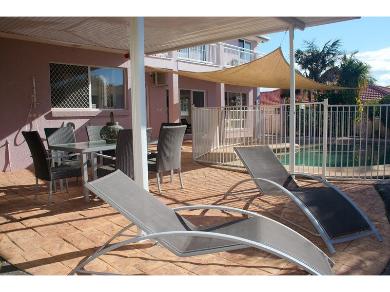 32 Woolmere Street, Carrara QLD 4211